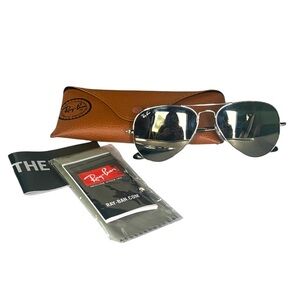 Ray-Ban Aviator Sunglasses, silver with black lenses, polarized